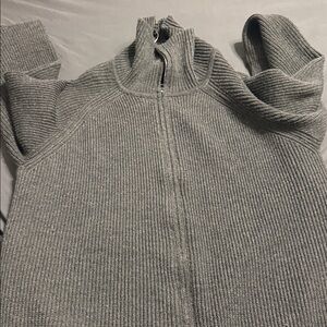Men's Gray Zip-Up Sweater